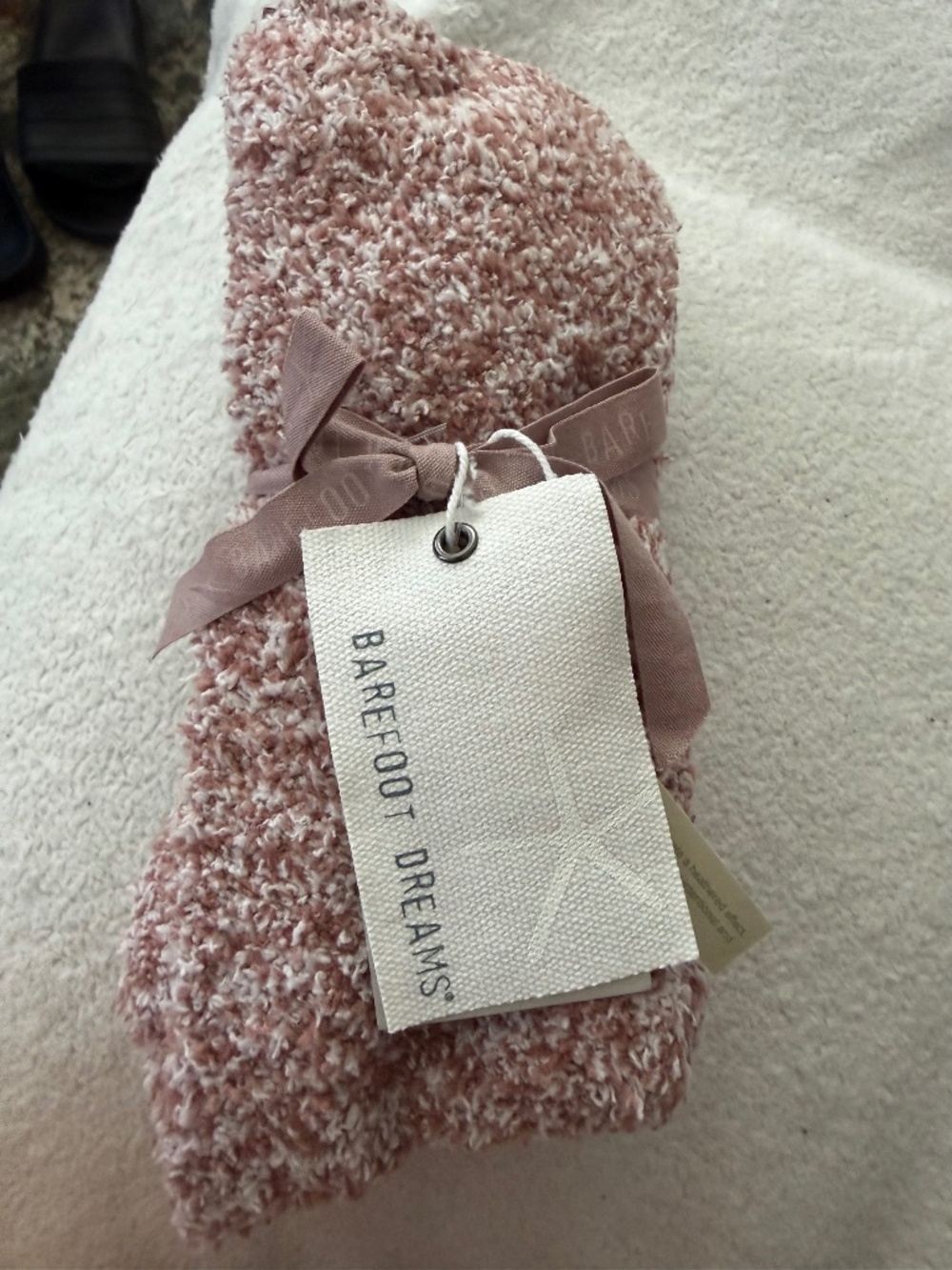 Barefoot Dreams Cozy Chic Heathered Socks Size S-M
